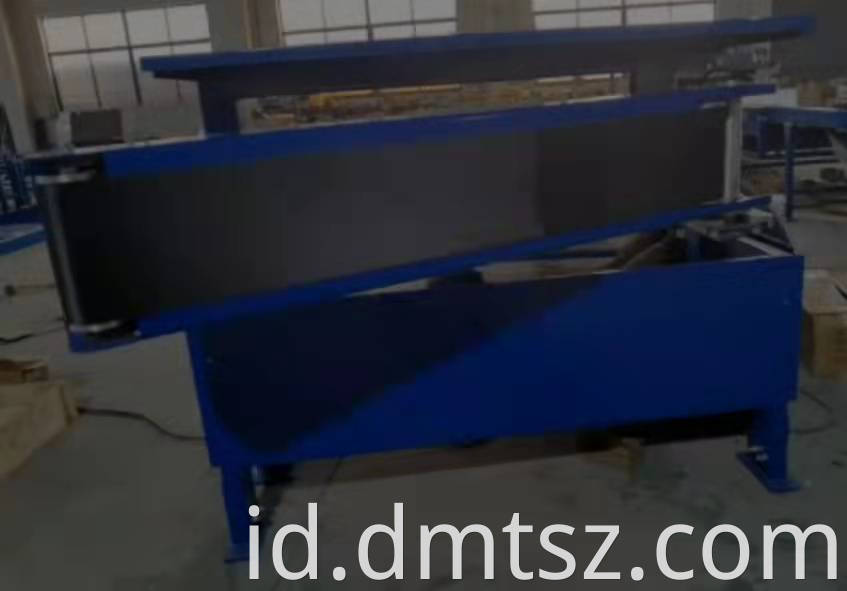 Swing Arm Type Telescopic Belt Conveyor Jpg